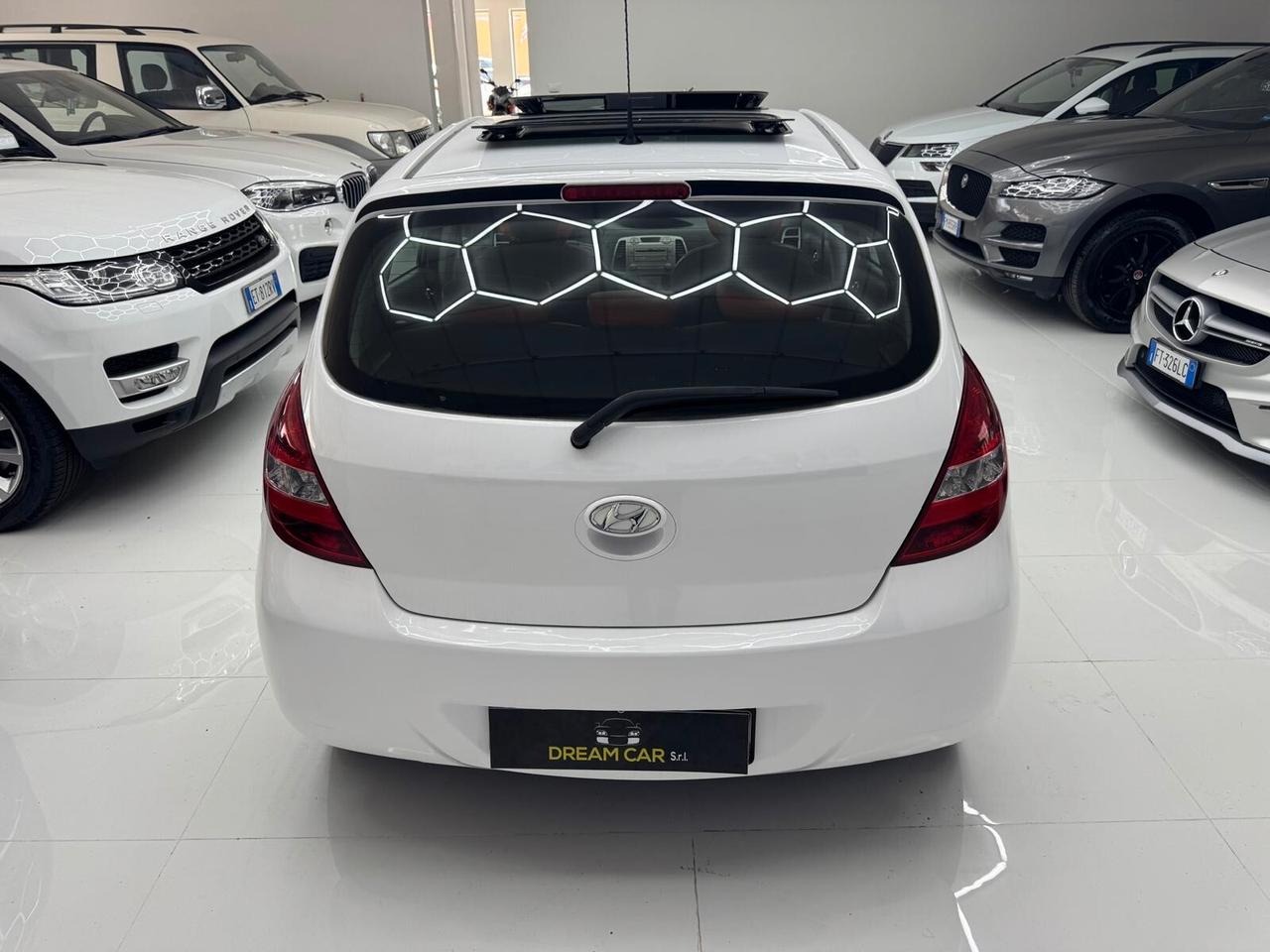 Hyundai i20 1.2 5p. Fiorucci Benzina - Ok Neopatentati