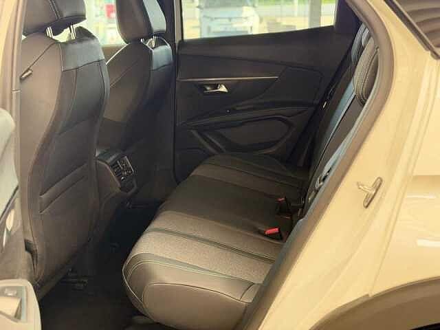 Peugeot 3008 Hybrid 136 e-DCS 6 Allure Pack