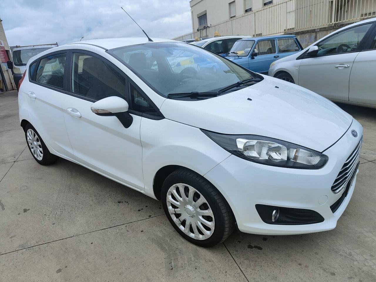 Ford Fiesta 1.5 TDCi 75CV 5 porte Black &amp; White Edition