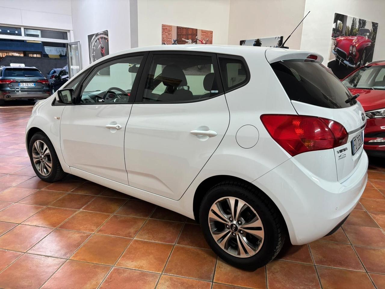 KIA VENGA 1.4 ACTIVE 2016