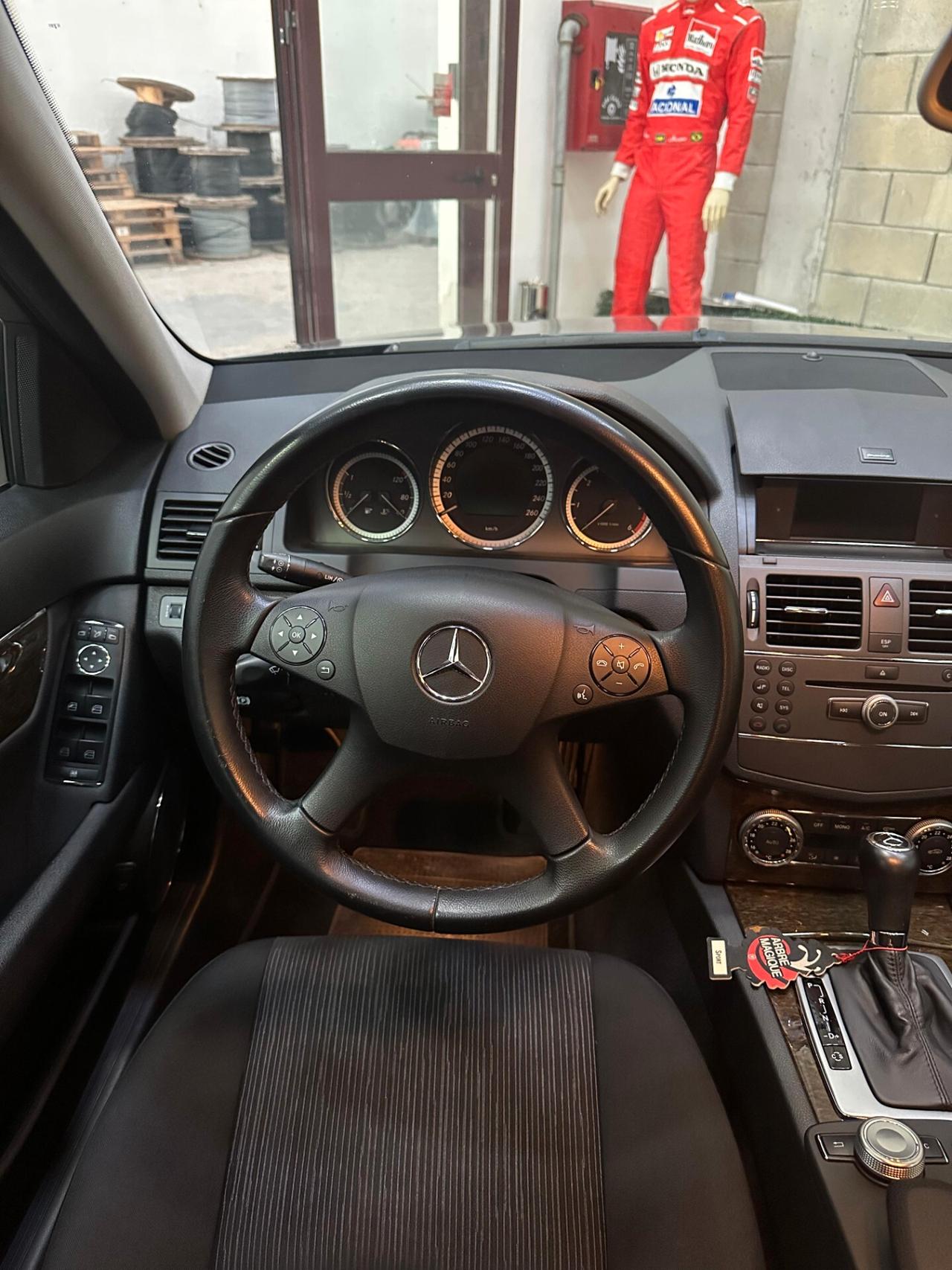 Mercedes-benz C 200 CDI BlueEFFICIENCY Elegance