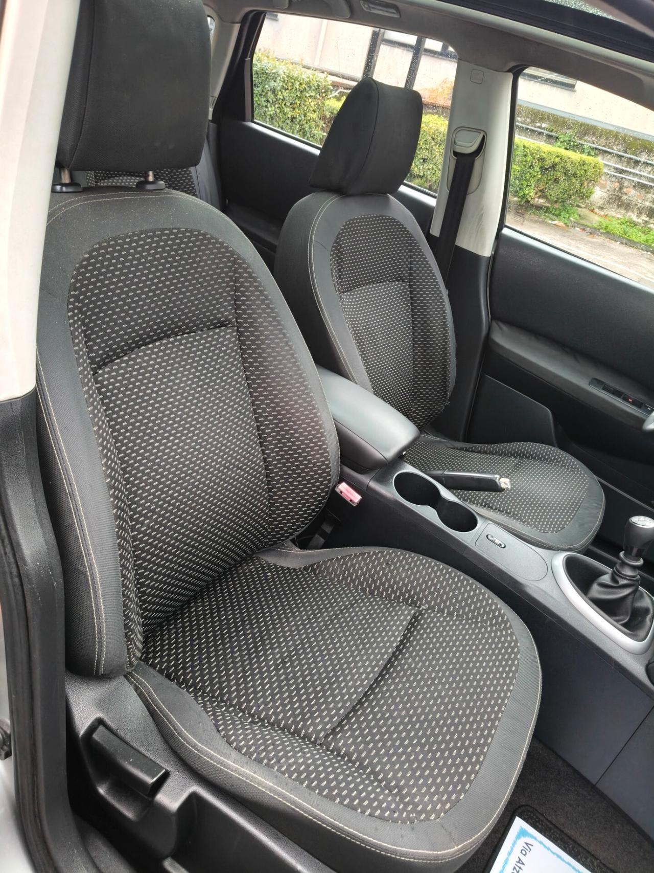 Nissan Qashqai 1.5 DCI TETTO PANORAMICO