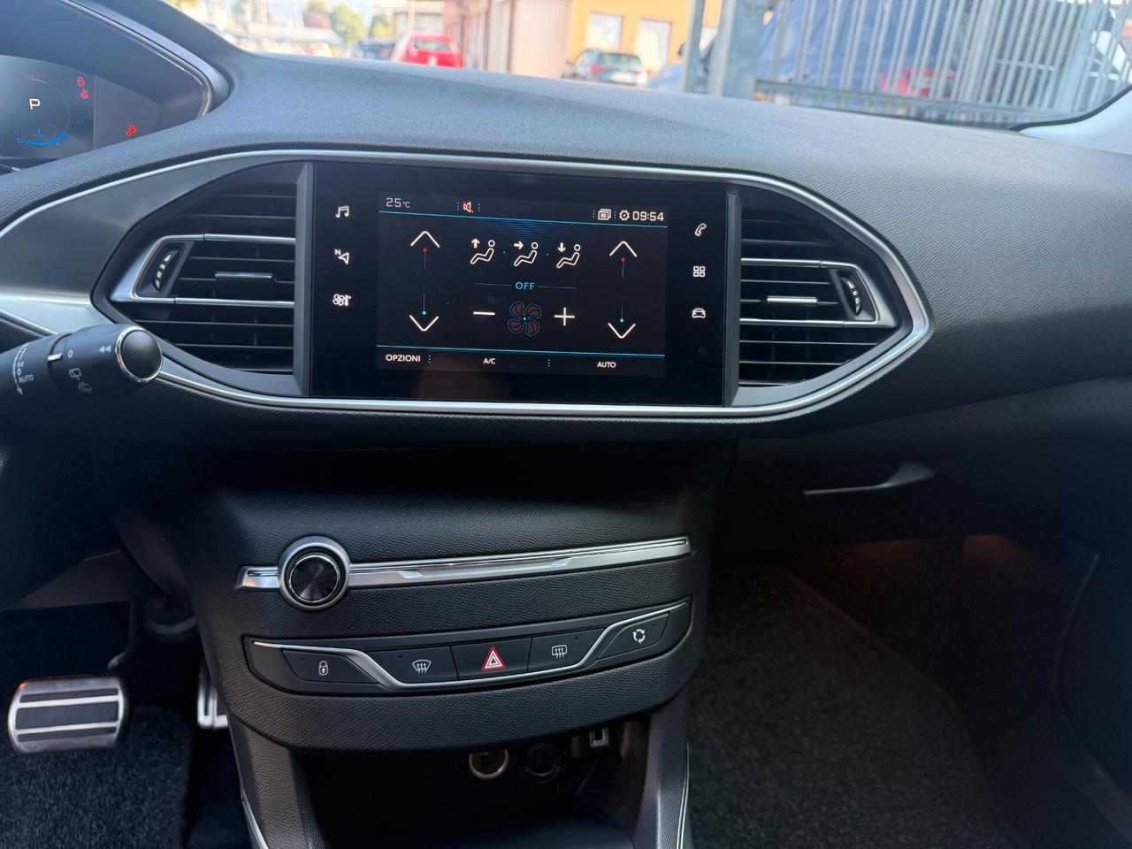 Peugeot 308 5p 1.2 Allure Pack s