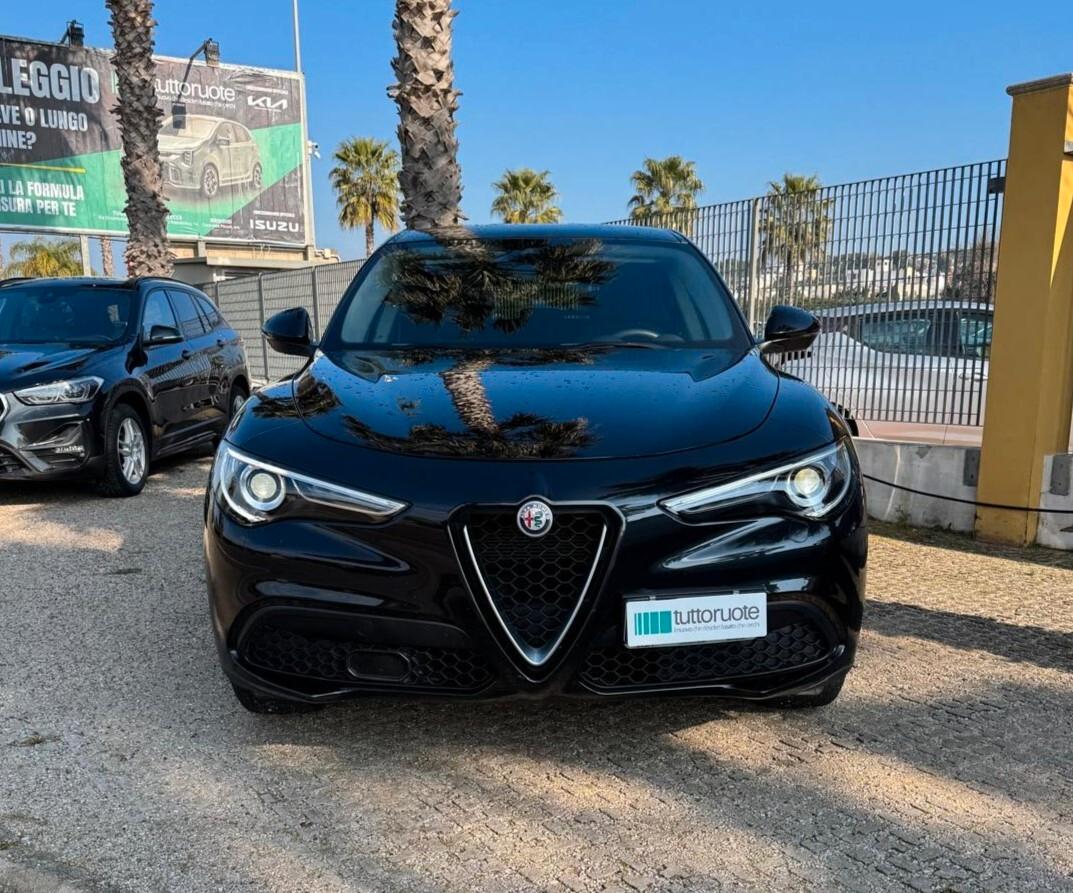 Alfa Romeo Stelvio 2.2 Turbodiesel 160 CV AT8 RWD Sport-Tech