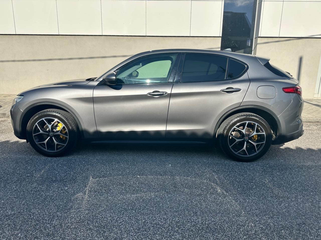 Alfa Romeo Stelvio 2.2 Turbodiesel 210 CV AT8 Q4 Executive