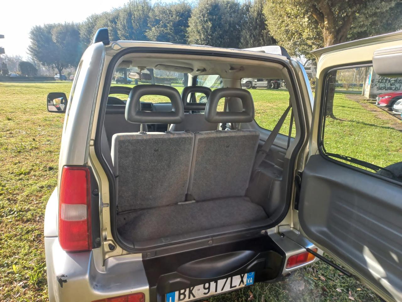 Suzuki Jimny 1.3i 16V cat 4WD JLX aria condizionata