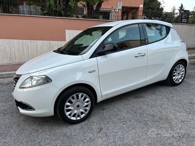 Lancia Ypsilon 1.3 MJT 95 KM CERTIFICATI