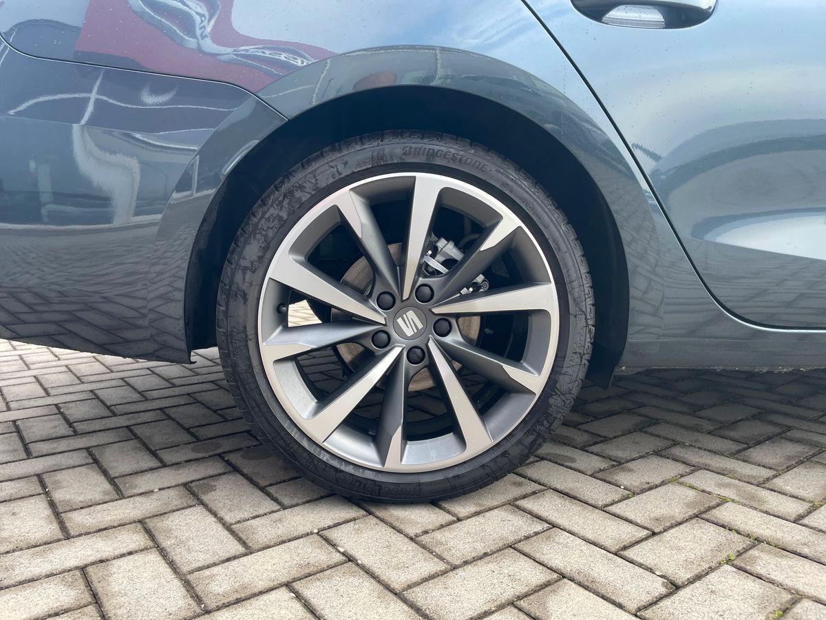 SEAT Leon Sportstourer FR 1.5 Hybrid 85 kW (116 CV) mHEV DSG 7 marce 2WD