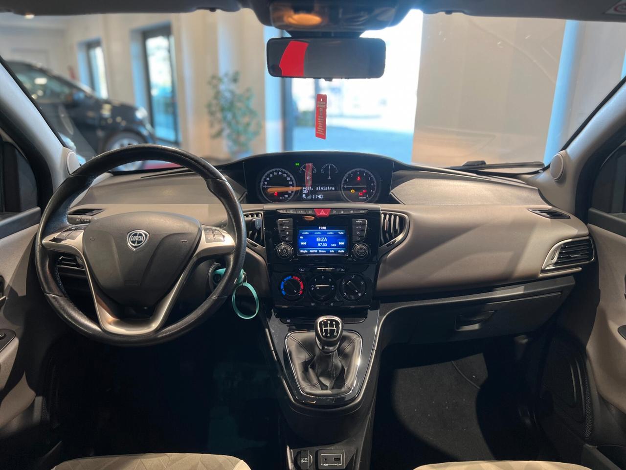 Lancia Ypsilon 1.2 69 CV 5p. GPL Ecochic Gold