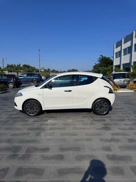 Lancia Ypsilon 5 Porte 1.0 FireFly Hybrid Silver