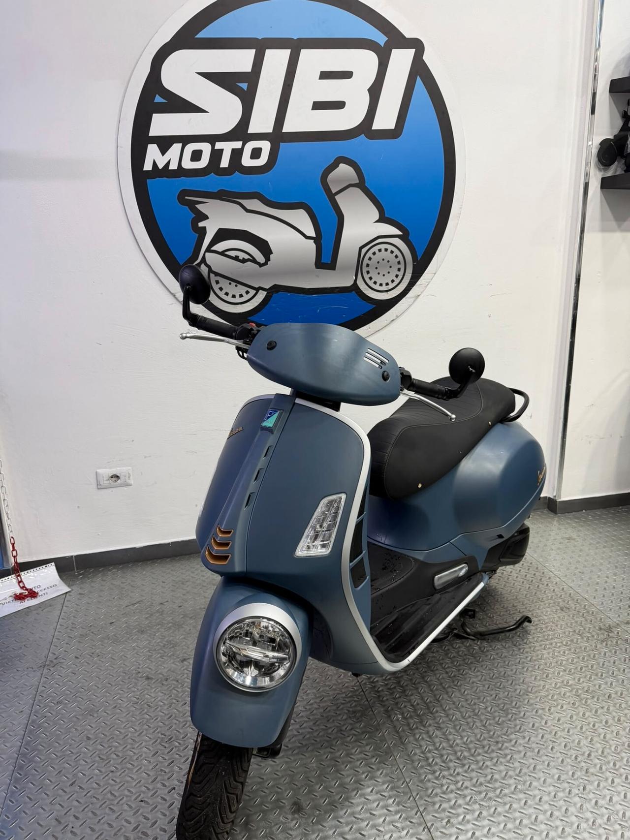 Piaggio Vespa 310 GTS hpe