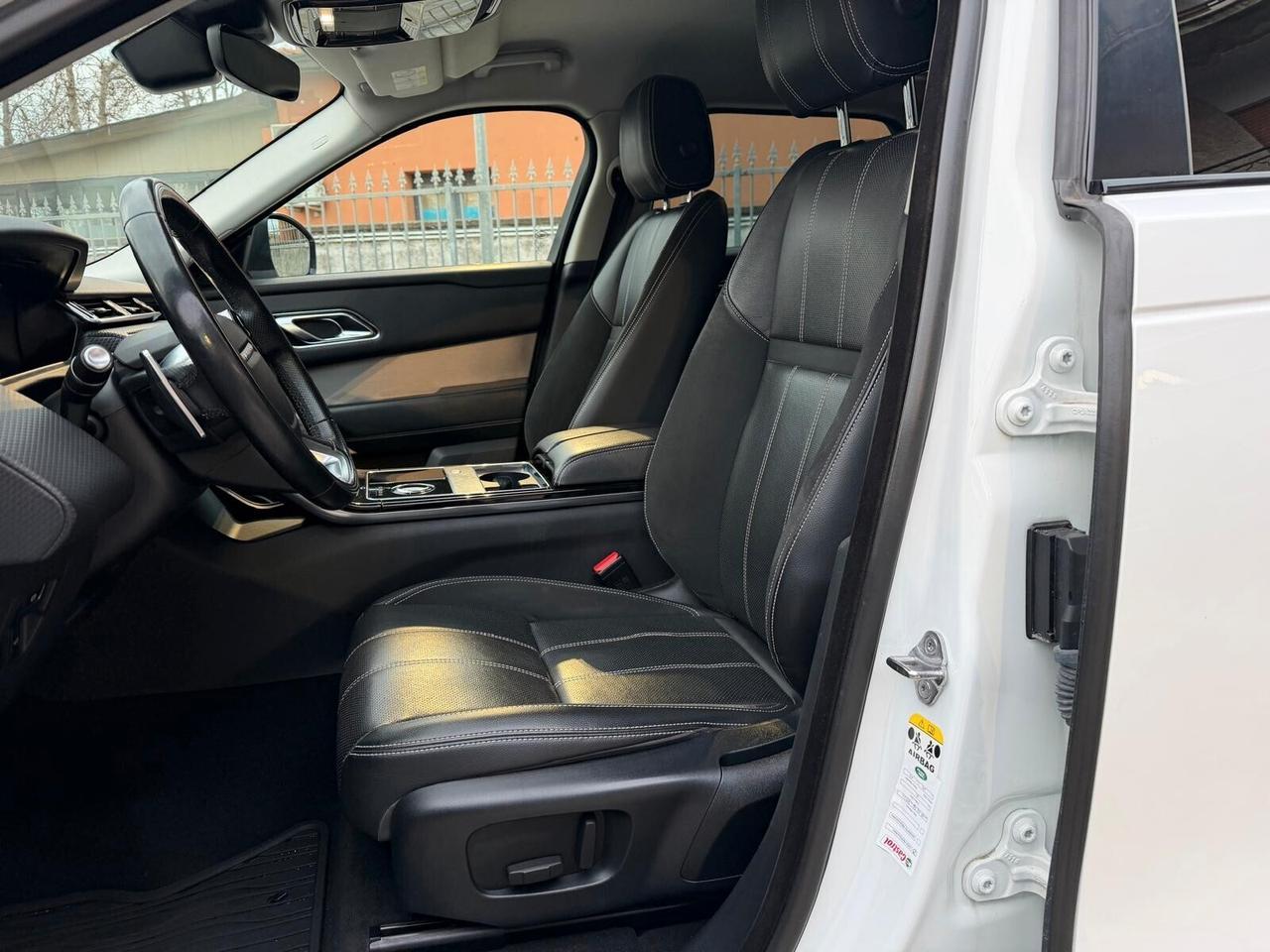 Land Rover Range Velar 2.0D I4 240 CV R-Dynamic S