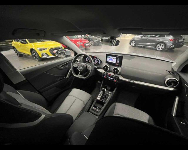 AUDI Q2 35 TFSI S tronic Business Advanced