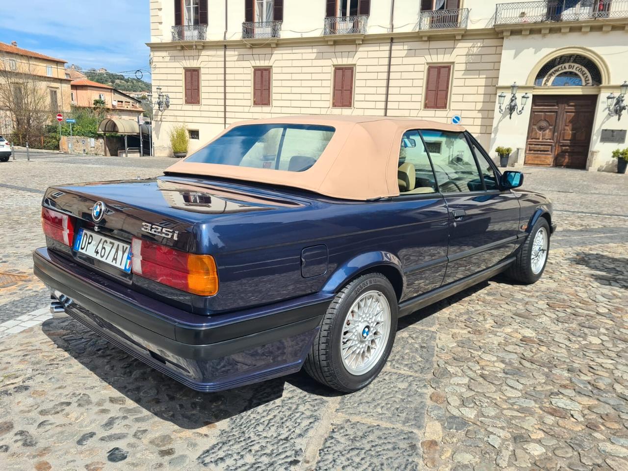 Bmw E30 325i Cabriolet M-TECHINIK