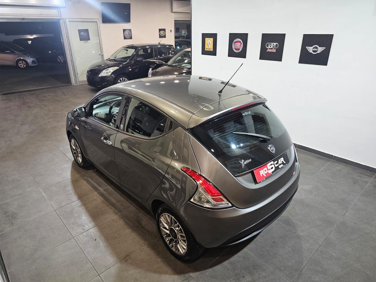 Lancia Ypsilon 1.2 69 CV 5 porte GPL Ecochic Gold