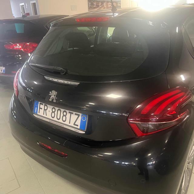 PEUGEOT 208 PureTech 82 5p. GPL Active