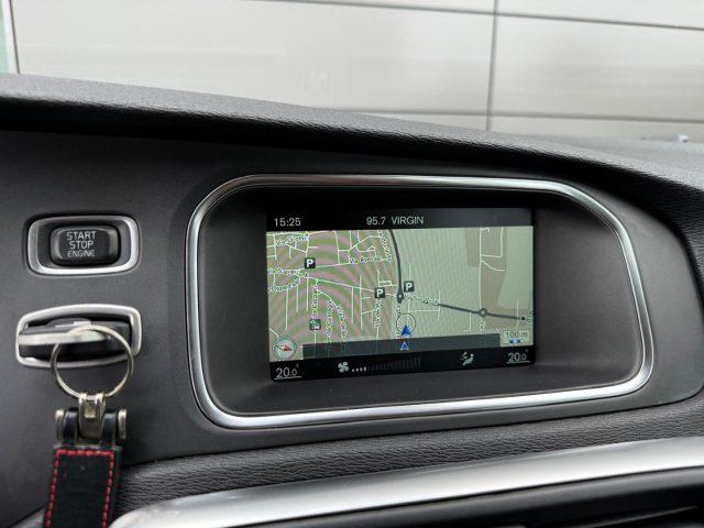 VOLVO V40 D2 2.0 120cv Geartronic Momentum DISTRIB. OK-BOLLO