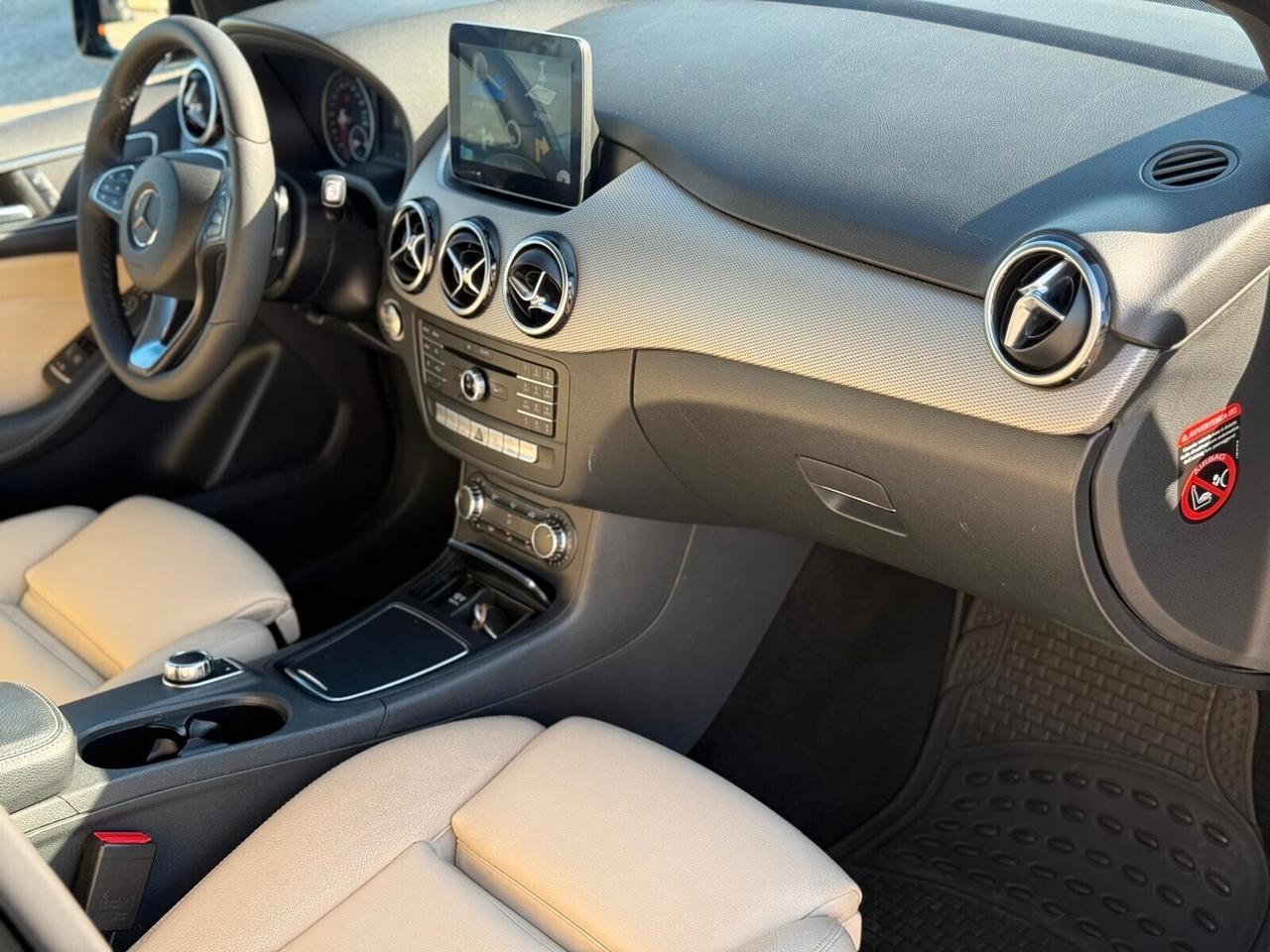 Mercedes-benz B 200 D SPORT LED/PELLE/NAVI/CAMERA IMPECCABILE AFFARE