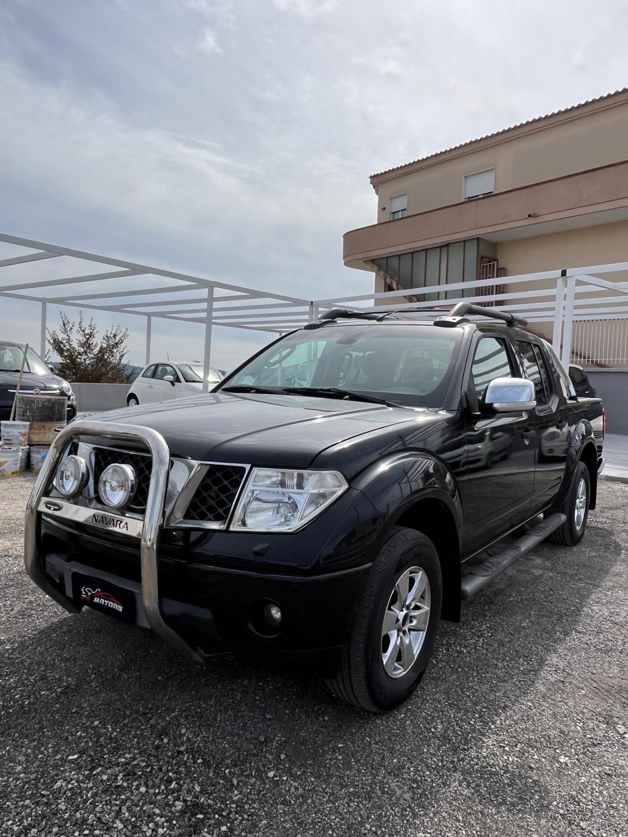 Nissan Navara 2.5 dCi 4 porte Double Cab Sport