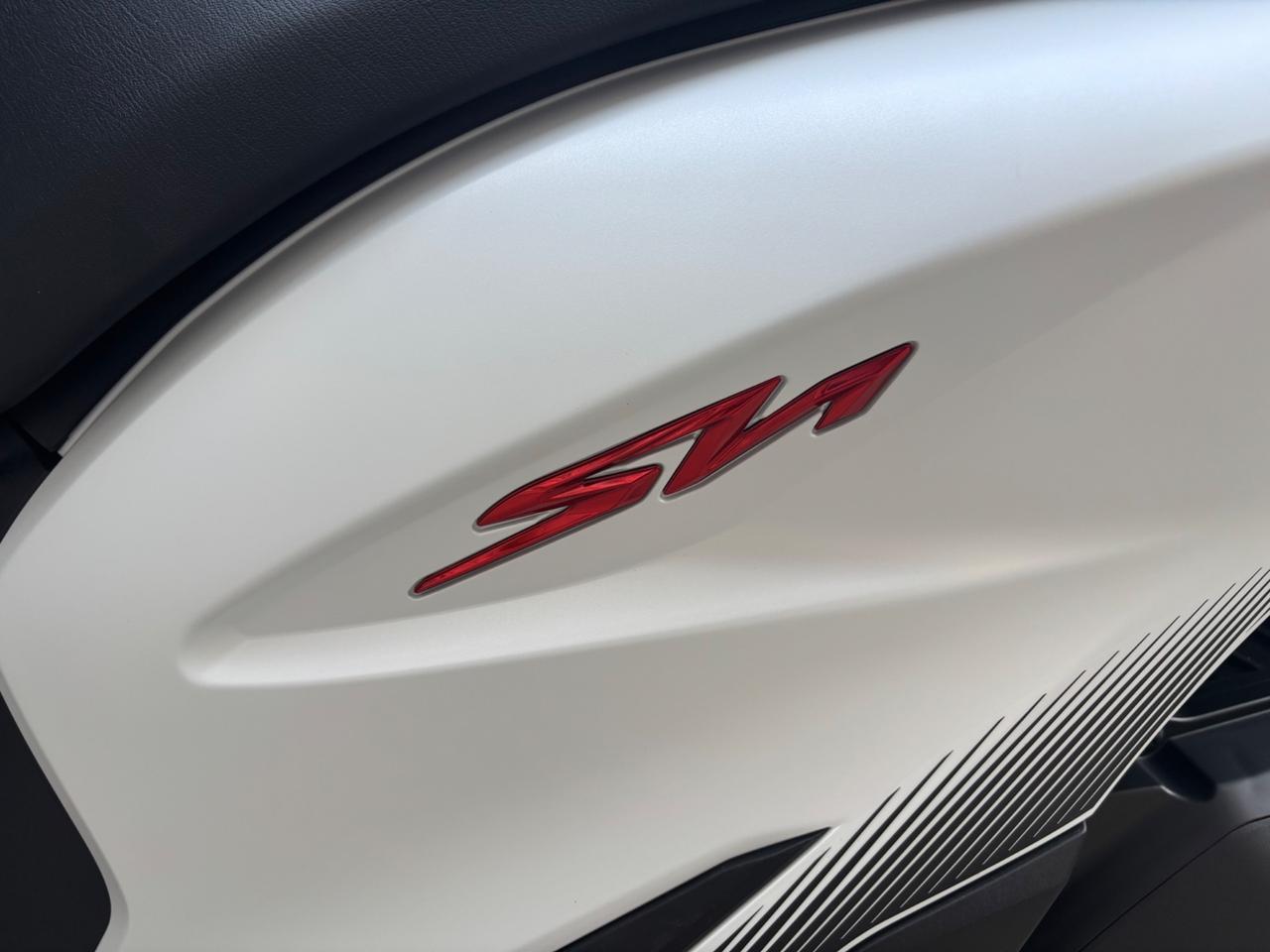 Honda SH 125 Sport Matt Pearl Cool White NUOVO