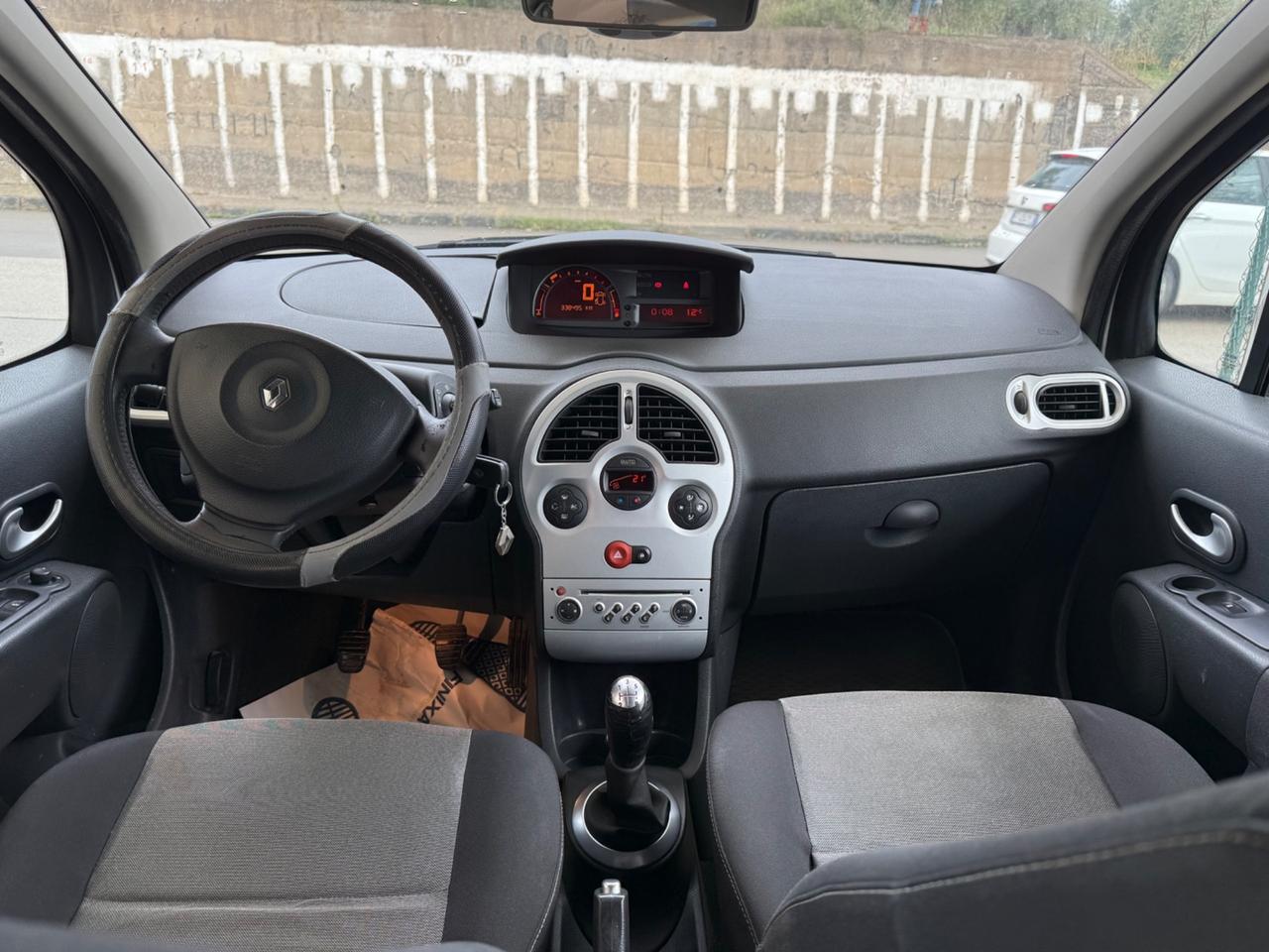 Renault Modus Grand 1.5 dCi 85CV Dynamique