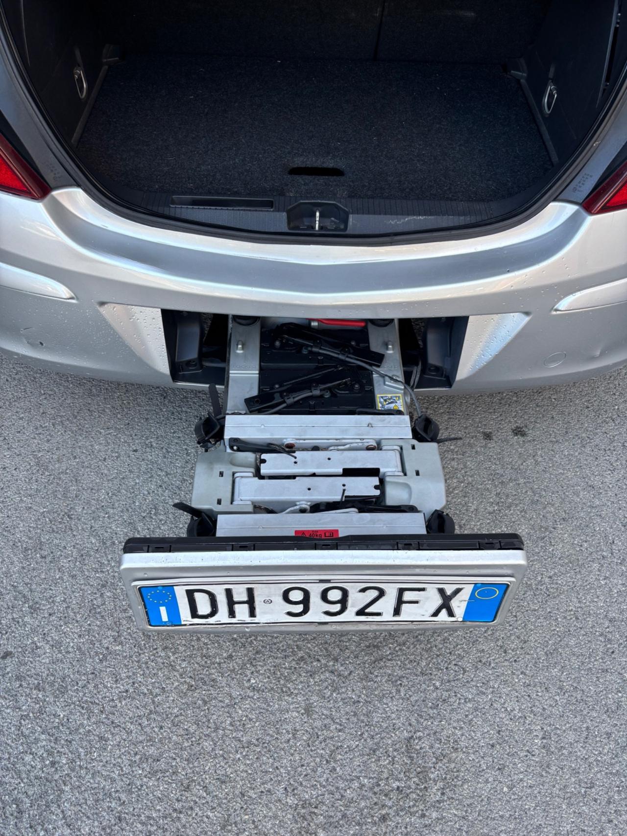 Opel Corsa 1.2 5 porte Cosmo