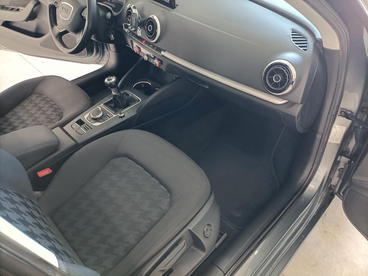 Audi A3 SPB 1.6 TDI CV 110 clean diesel Business 07/2015