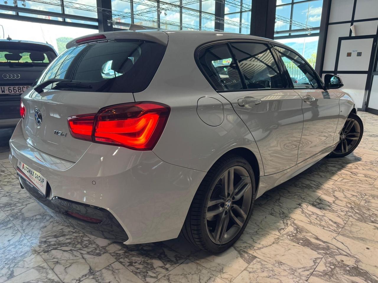 Bmw 116 116d 5p. Urban