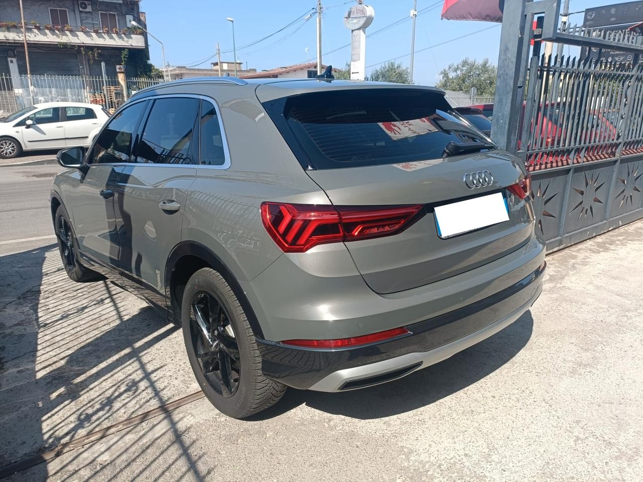 Audi Q3 35 TDI S tronic Business Advanced