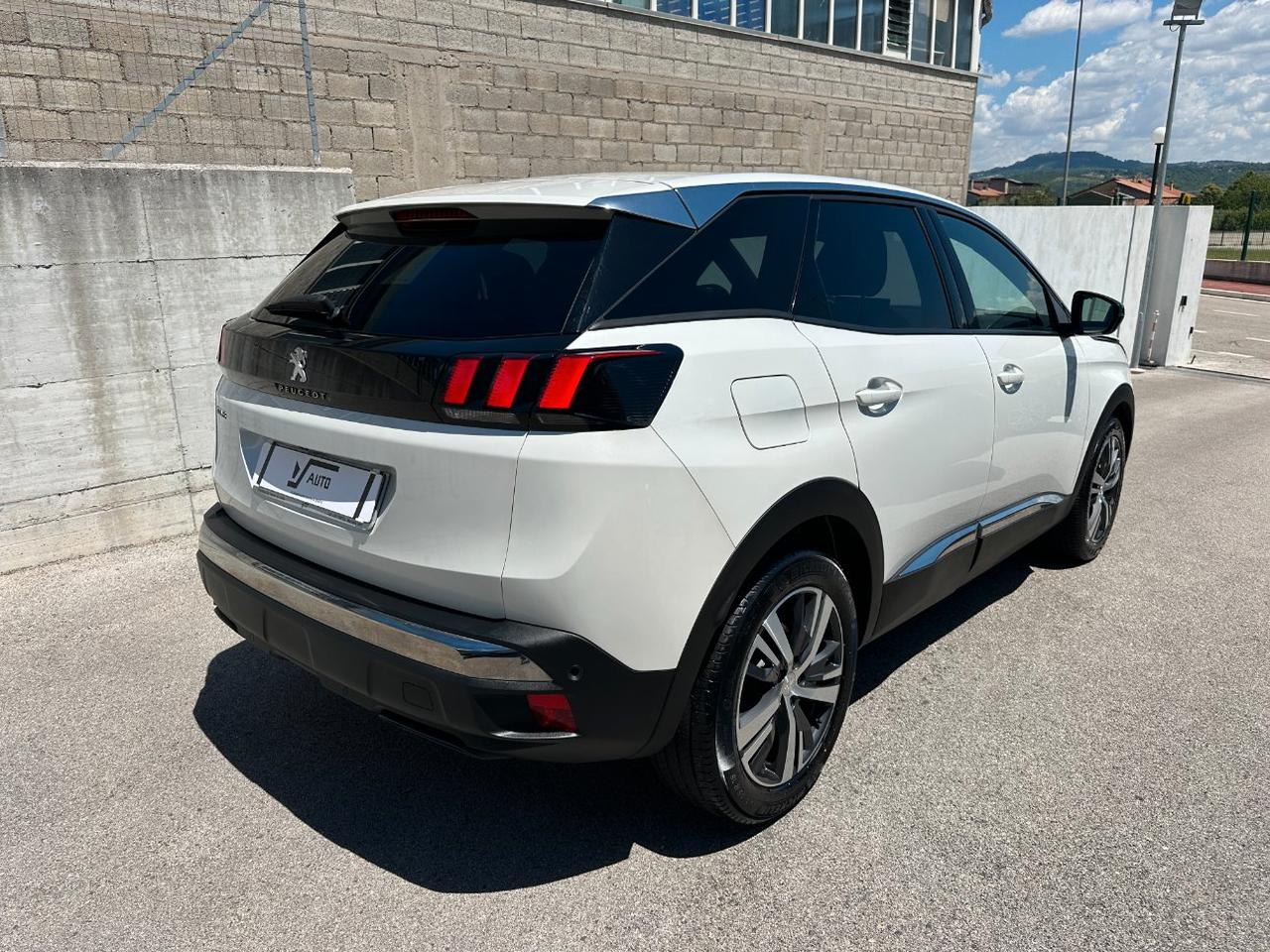 Peugeot 3008 3008 1.5 bluehdi Allure Pack s&s 130cv eat8