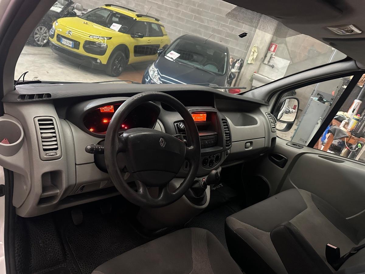 RENAULT TRAFIC L FLBP FLBPD6