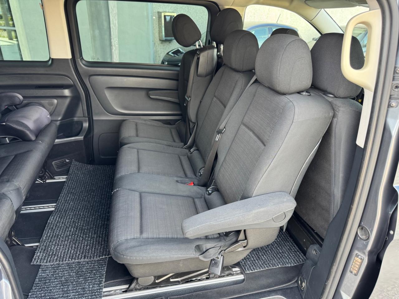 Mercedes Vito Tourer 2.2 114 CDI Long 9Posti