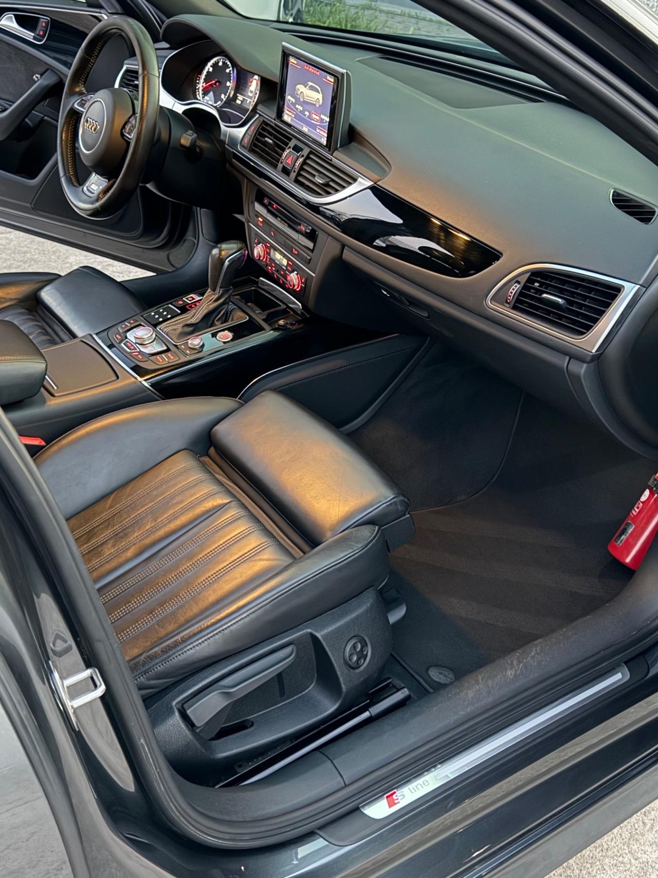 Audi A6 Avant 3.0 TDI quattro S tronic Business Plus