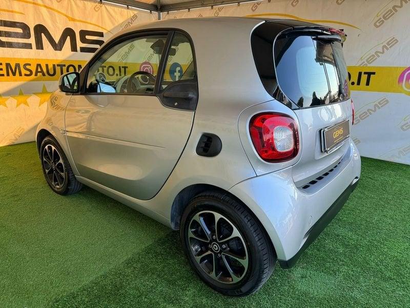 smart fortwo fortwo 70 1.0 Passion cambio manuale