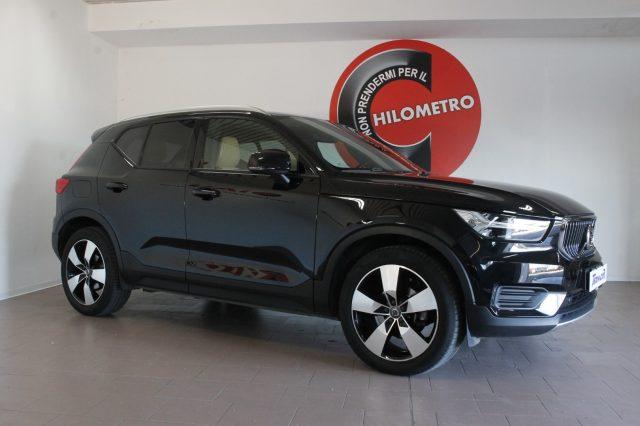 VOLVO XC40 D3 AWD Geartronic Momentum UNICOPROP. PELLE.