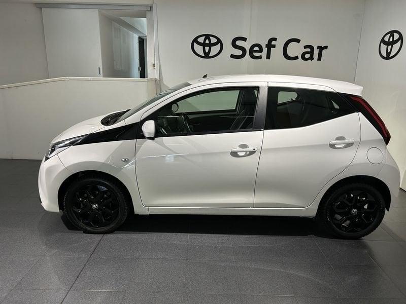 Toyota Aygo Aygo Connect 1.0 VVT-i 72 CV 5 porte x-play