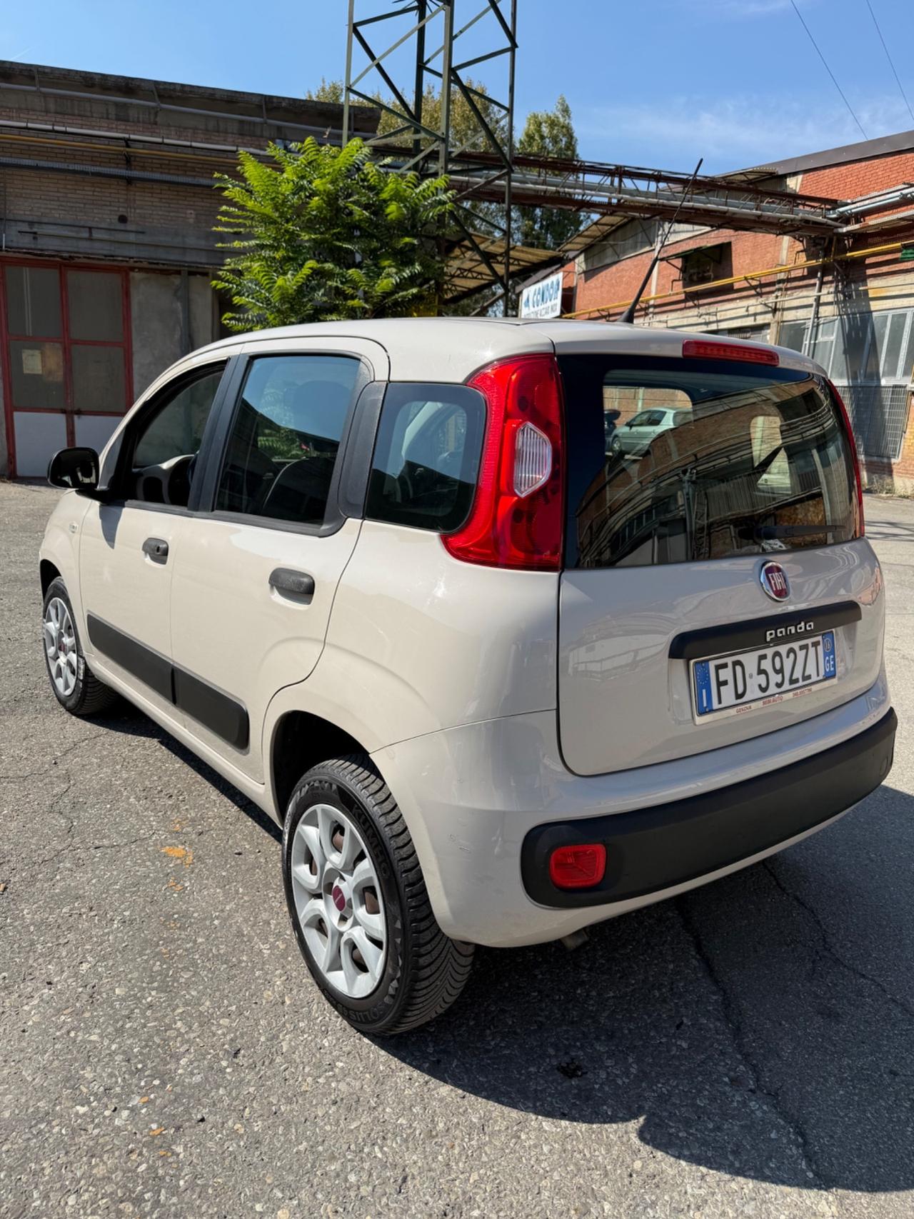Fiat Panda 0.9 TwinAir Turbo Natural Power Lounge