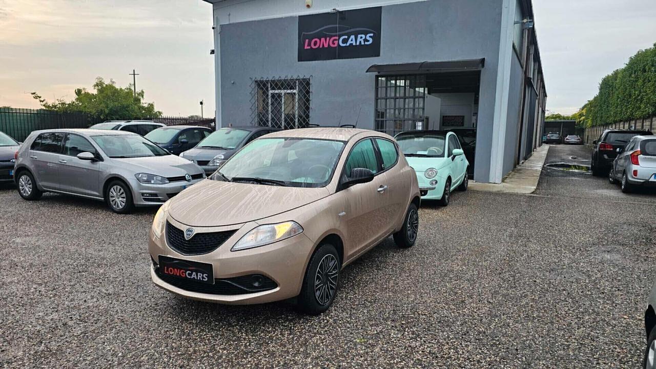 Lancia Ypsilon 0.9 TwinAir 5 porte Metano Ecochic Gold Neopatentati