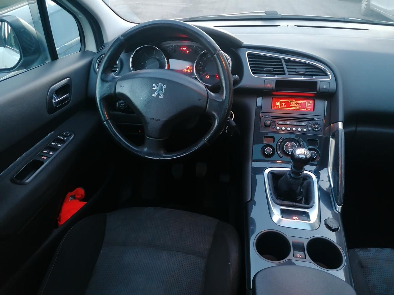 Peugeot 3008 1.6 HDi 110CV Tecno(full optional )