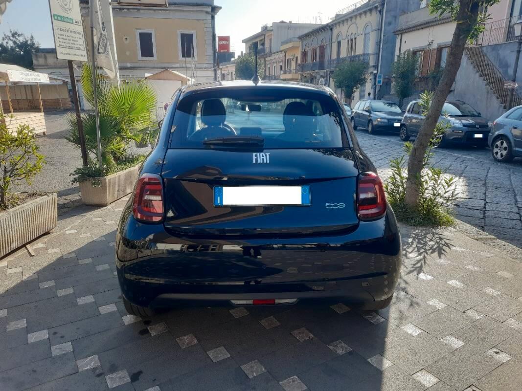 Fiat 500 PASSION 42Kwh 118CV