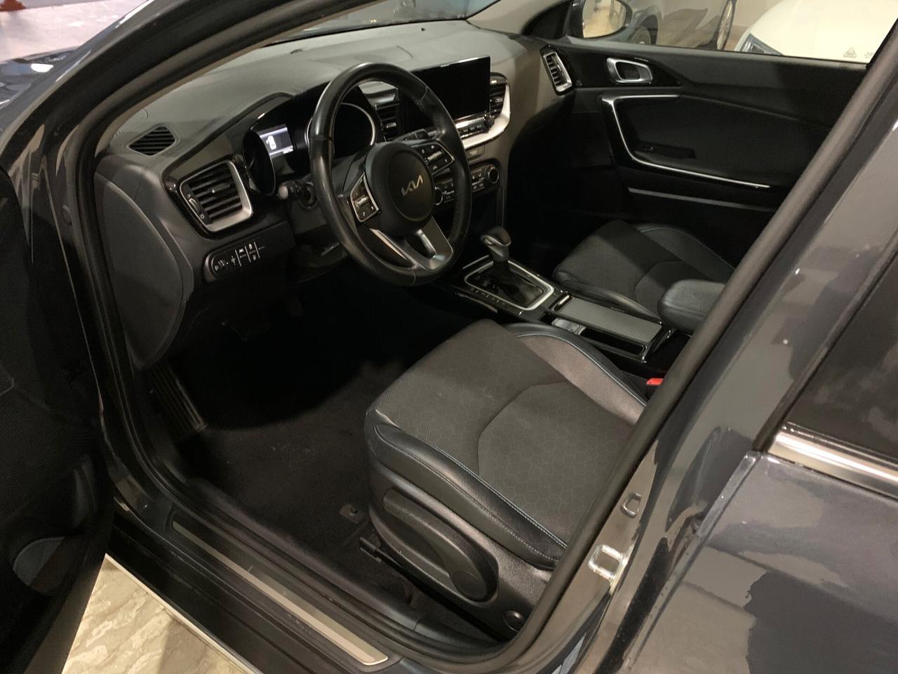 Kia XCeed 1.6 CRDi 136 CV MHEV DCT Business