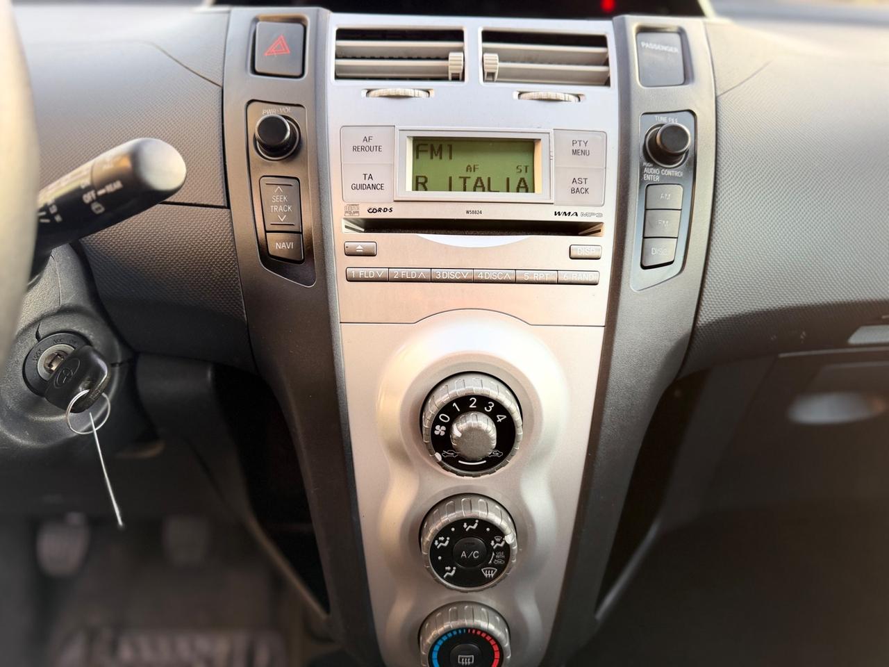 Toyota Yaris 1.3 3 porte Sol