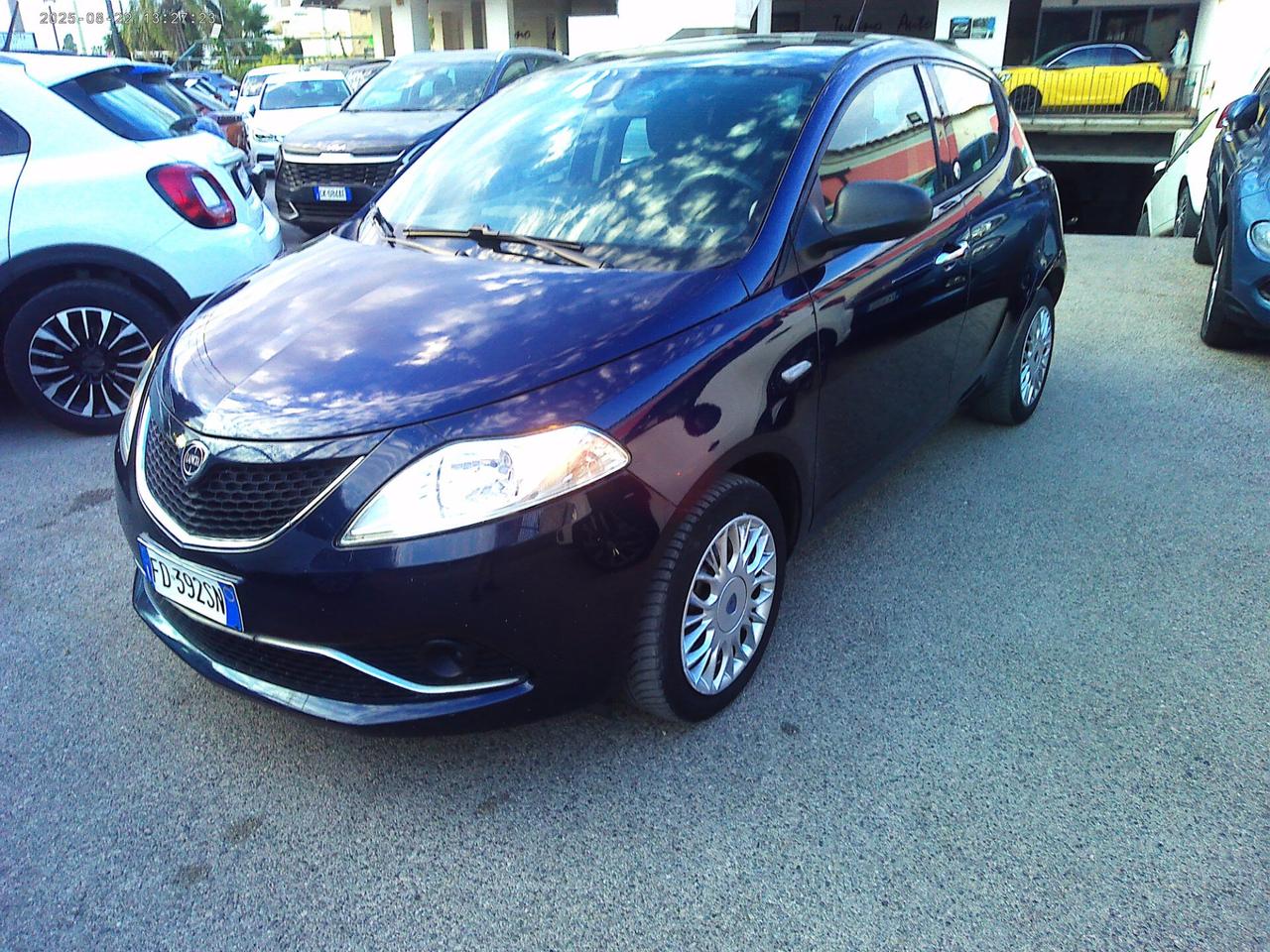 Lancia Ypsilon 1.2 69 CV 5 porte GPL Ecochic Silver