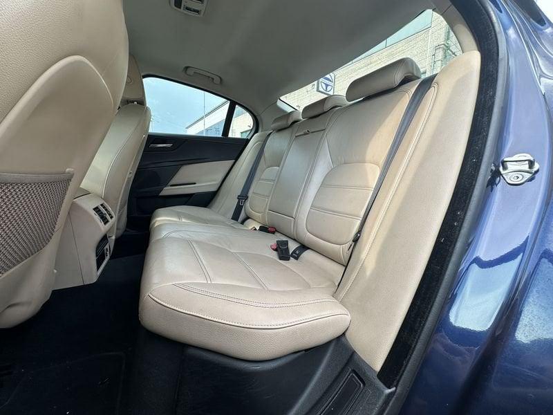 Jaguar XE XE 2.0d Prestige Business edition 180cv