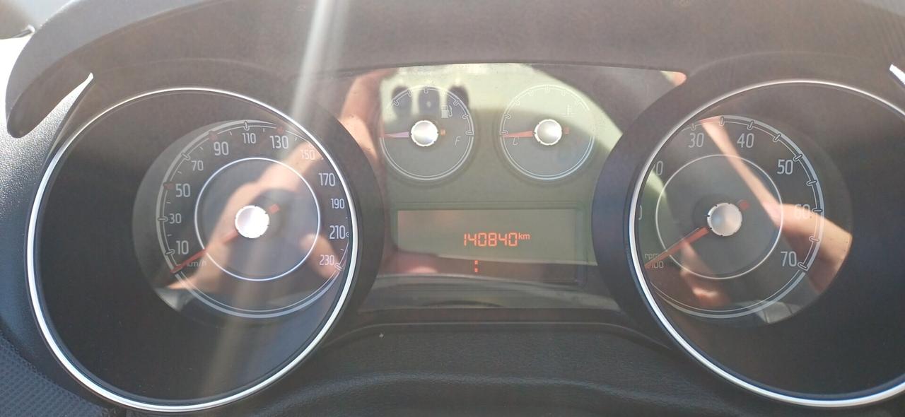 Fiat Punto 1.2 8V 5 porte Lounge Gpl