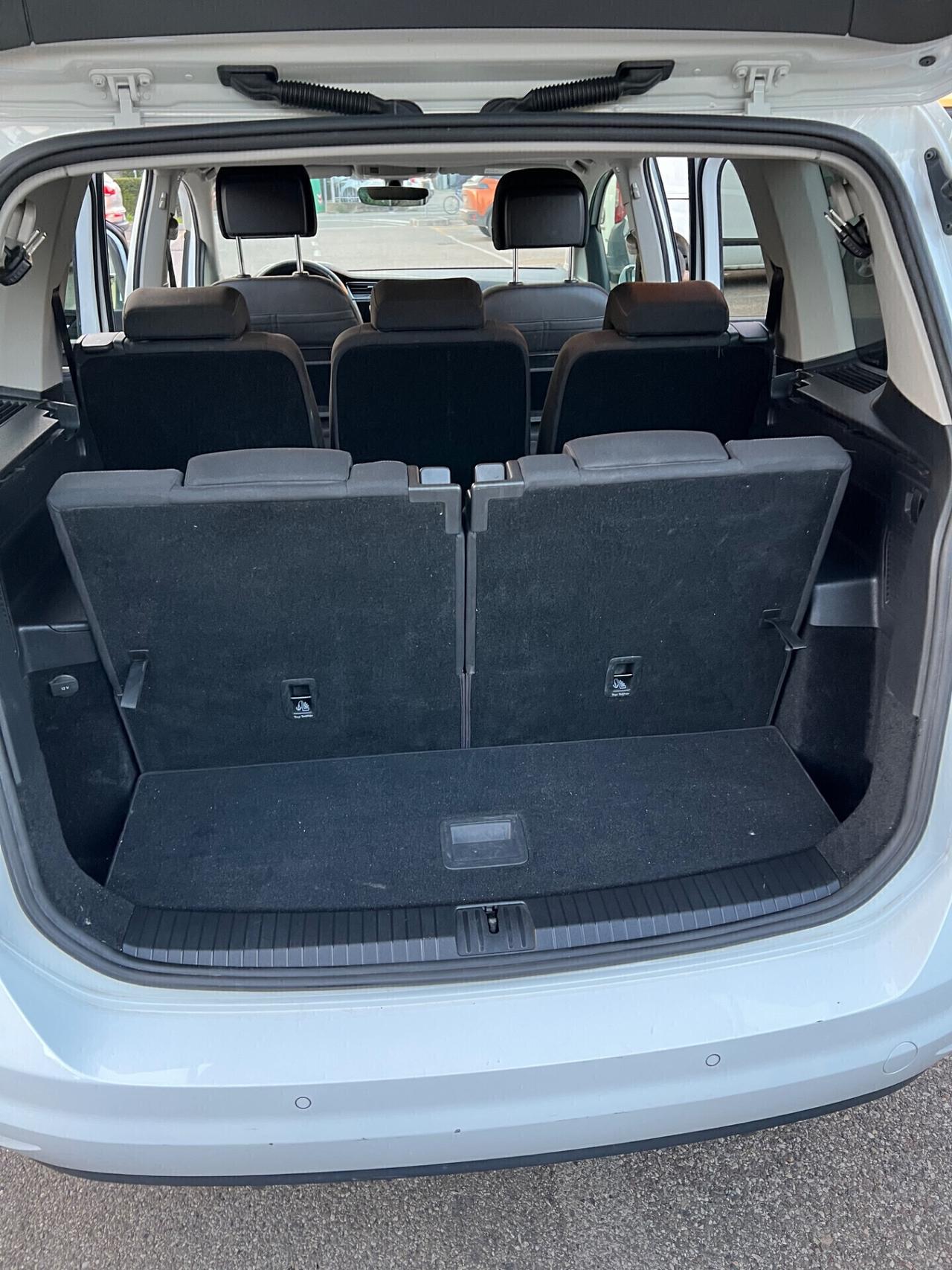 Volkswagen Touran 1.6 TDI 115 CV SCR DSG Business BlueMotion Technology