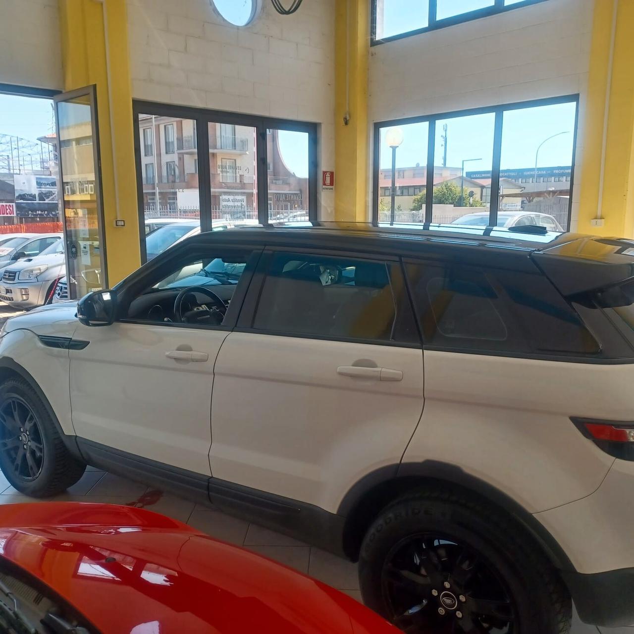 PERFETTO RR EVOQUE 2.2 TDI AUTOM 4X4 GARANZIA