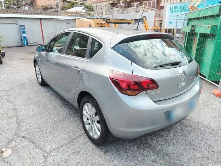 Opel Astra 1.7 CDTI 110CV 5 porte Cosmo