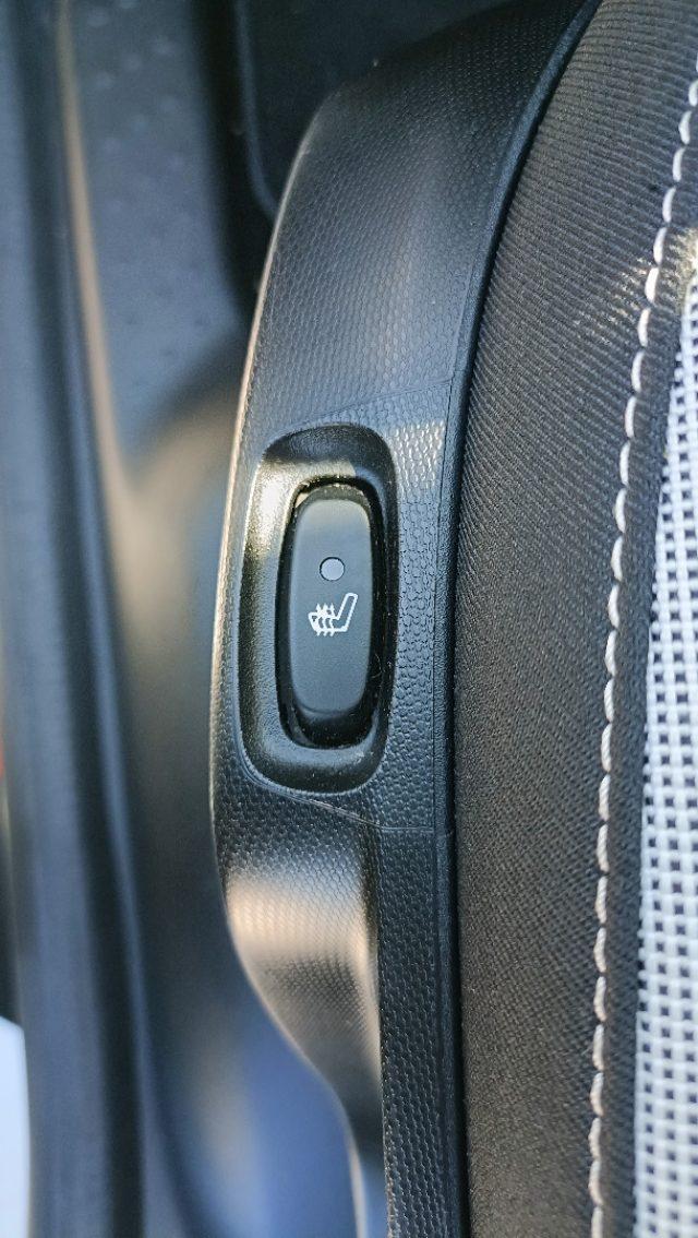 RENAULT Twingo 1.0 SCe Live n°34