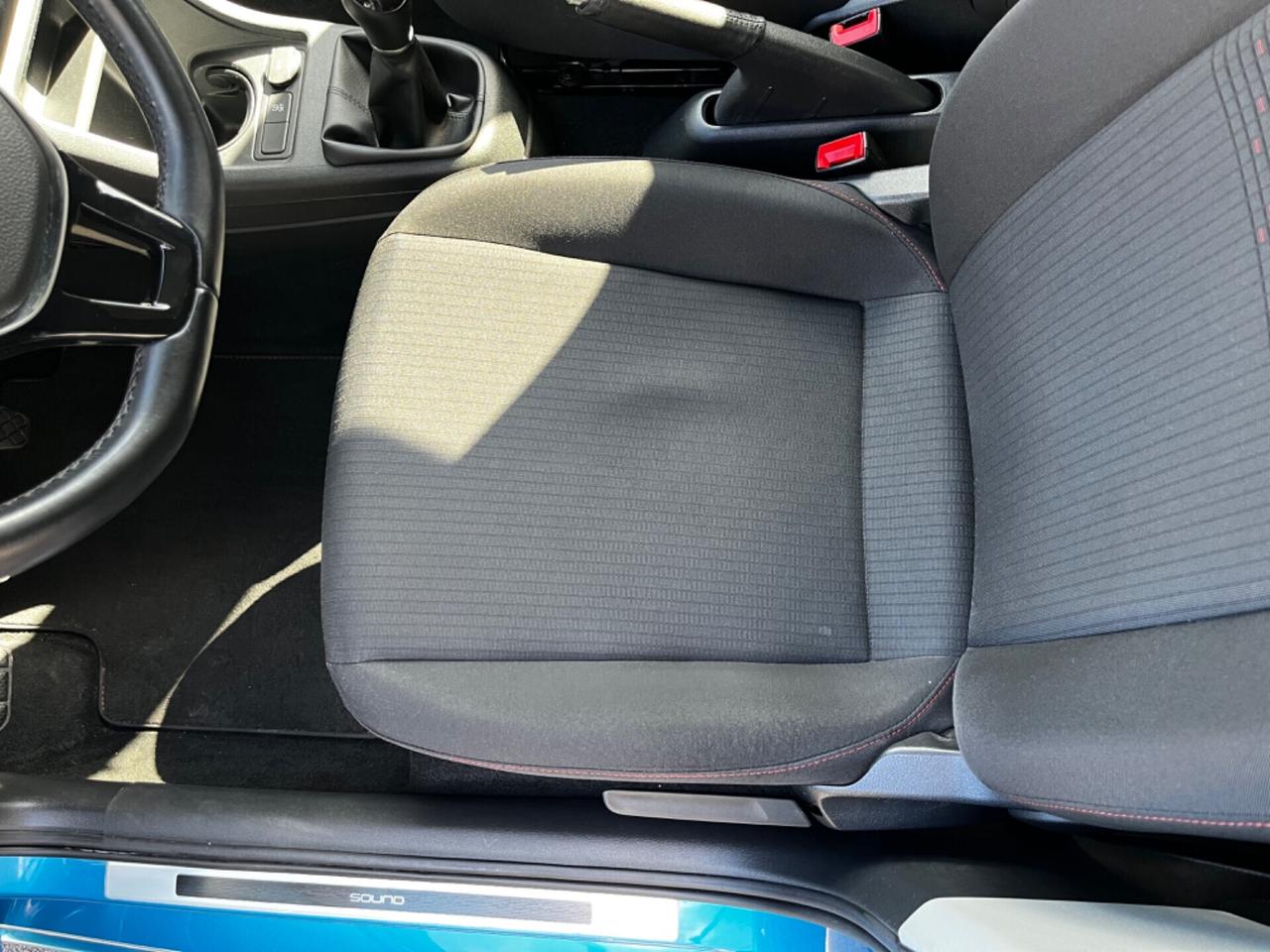 Volkswagen up! 1.0 75 CV 5p. move